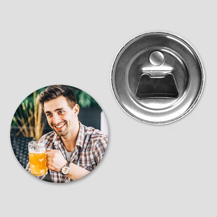 Flaschenöffner mit Magnet, individuell gestaltet mit einem Foto