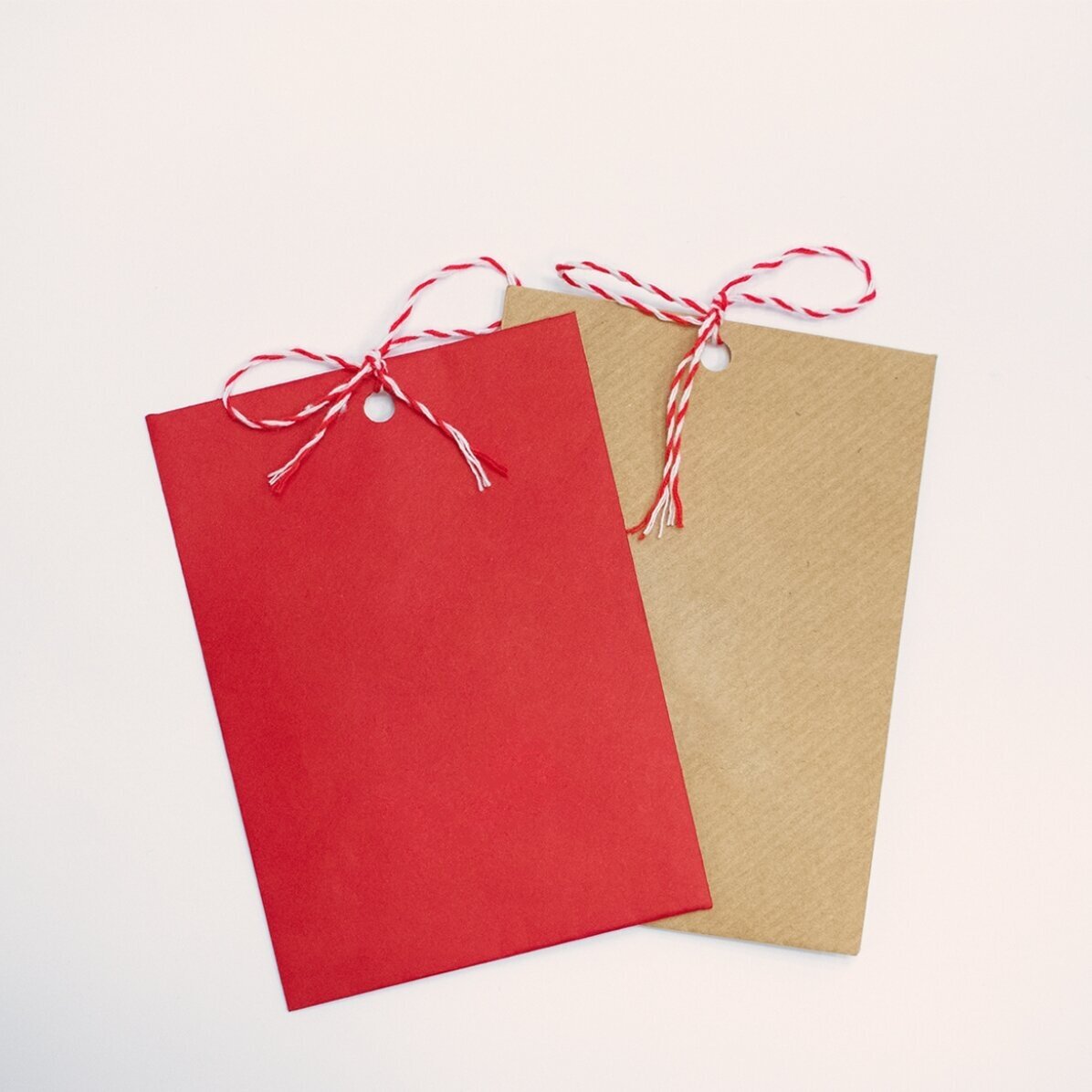 Individuell gestaltetes Tütchen mit Blumensamen mit Logo und Botschaft – 8. März