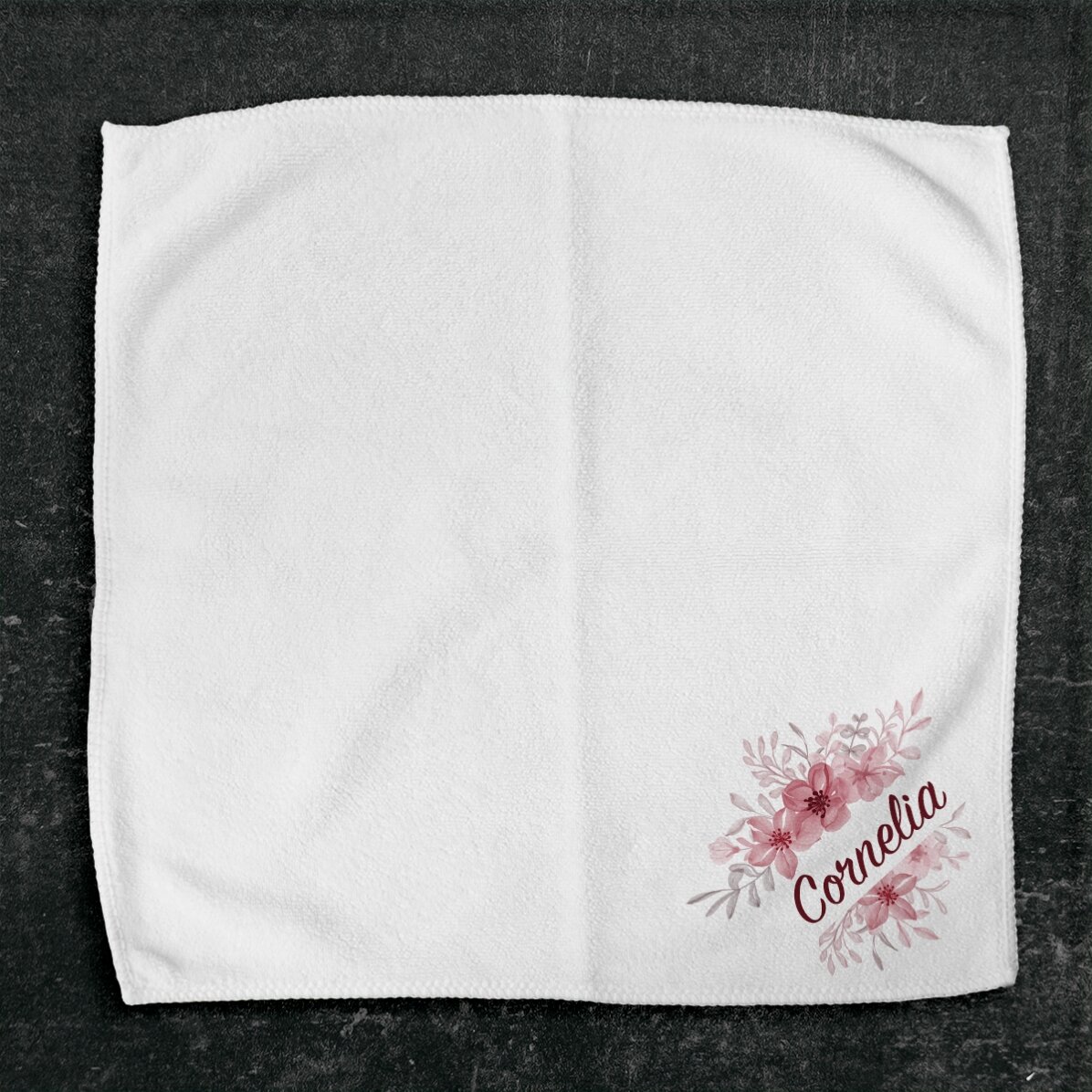 Personalisiertes Handtuch mit Namen – Floral Frame