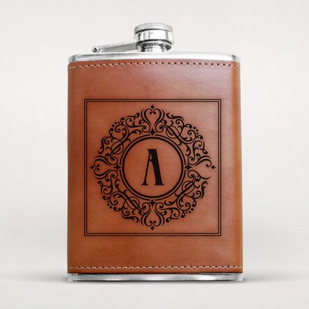Personalisierte, mit Leder ummantelte Taschenflasche – Elegant Monogram