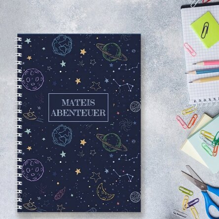 Personalisiertes Notizbuch mit Text für Kinder – Space