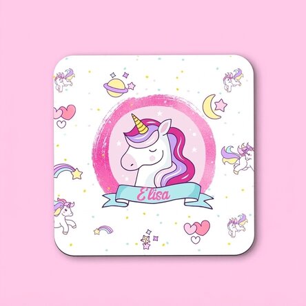 Personalisierter Gläserhalter mit Text für kleine Mädchen