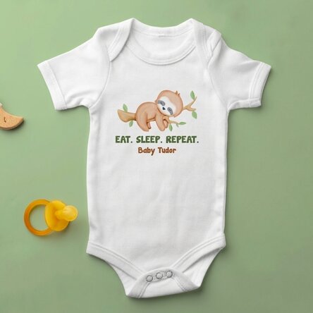 Personalisierter Baby-Body mit Aufdruck – Eat. Sleep. Repeat