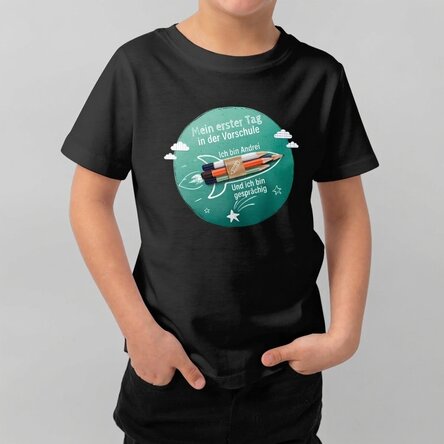 Baumwoll-T-Shirt für Jungen, individuell mit Text bedruckt – Der erste Tag in der Vorschule