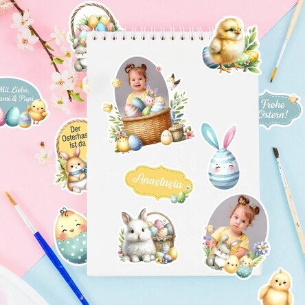 Set mit personalisierten Aufklebern (selbstklebende Etiketten) mit Fotos und Text – Frohes Osterfest