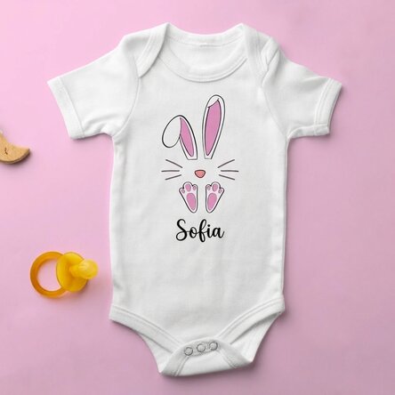 Personalisierter Baby-Body mit Namen – Osterhase