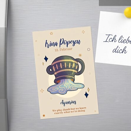Individuell gestalteter Magnet 10 x 15 cm mit Text – Sternzeichen Wassermann