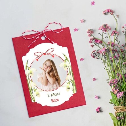 Individuell gestalteter Martisor zum Einpflanzen mit Foto und Botschaft – Schneeglöckchen