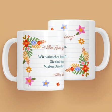 Personalisierte Tasse mit Text – Blumen