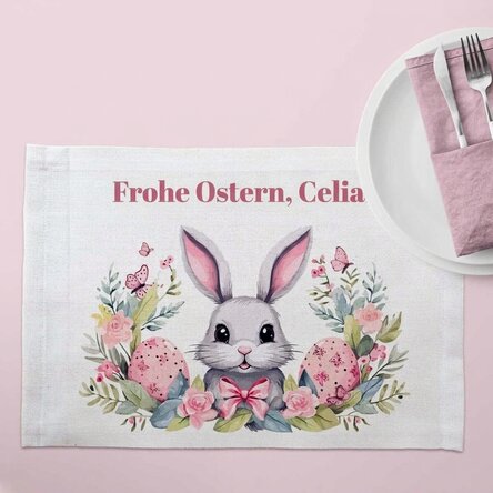 Individuell gestalteter Tellerhalter mit Schriftzug – Osterhase