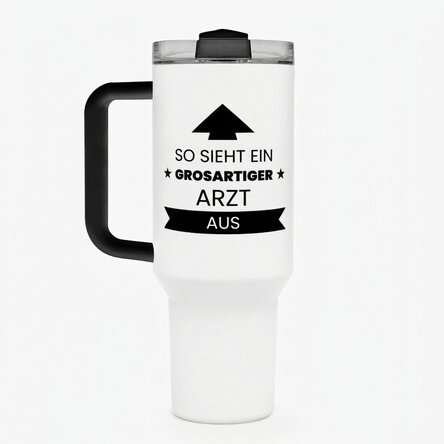 Thermosbecher mit Griff und Strohhalm, individuell mit Text bedruckt – So sieht er aus