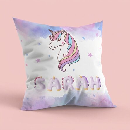 Personalisiertes Kissen mit Namen – Einhorn