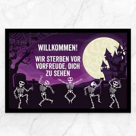 Individuell gestaltete Fußmatte mit Text – Skeletons