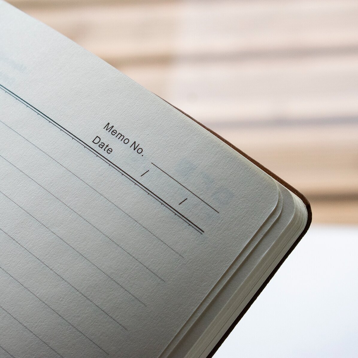 Personalisierter Lederkalender mit motivierendem Zitat – Neujahrsvorsätze für sie