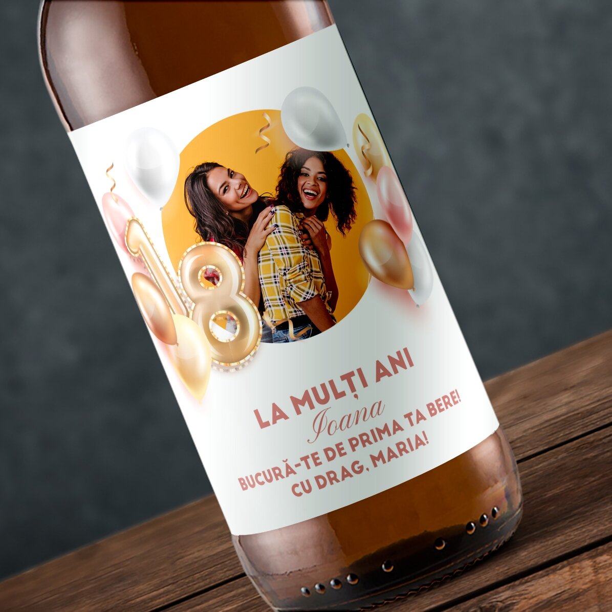 Individuell gestaltetes Bier mit Foto und Text zur Volljährigkeit