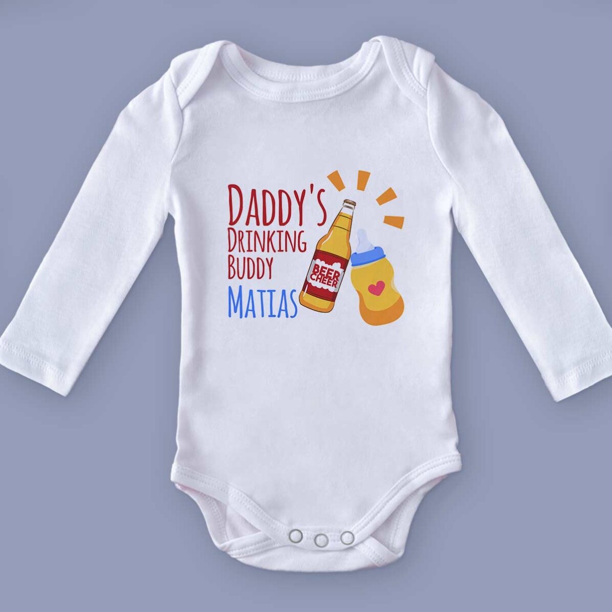 Personalisierter Baby-Body mit Aufdruck – „Drinking buddy“