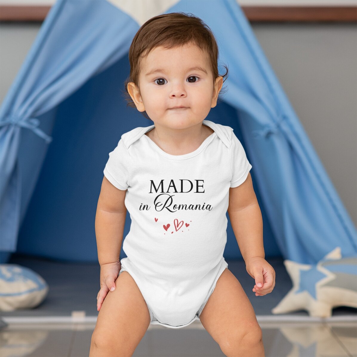 Personalisierter Baby-Body mit Botschaft – Made with love