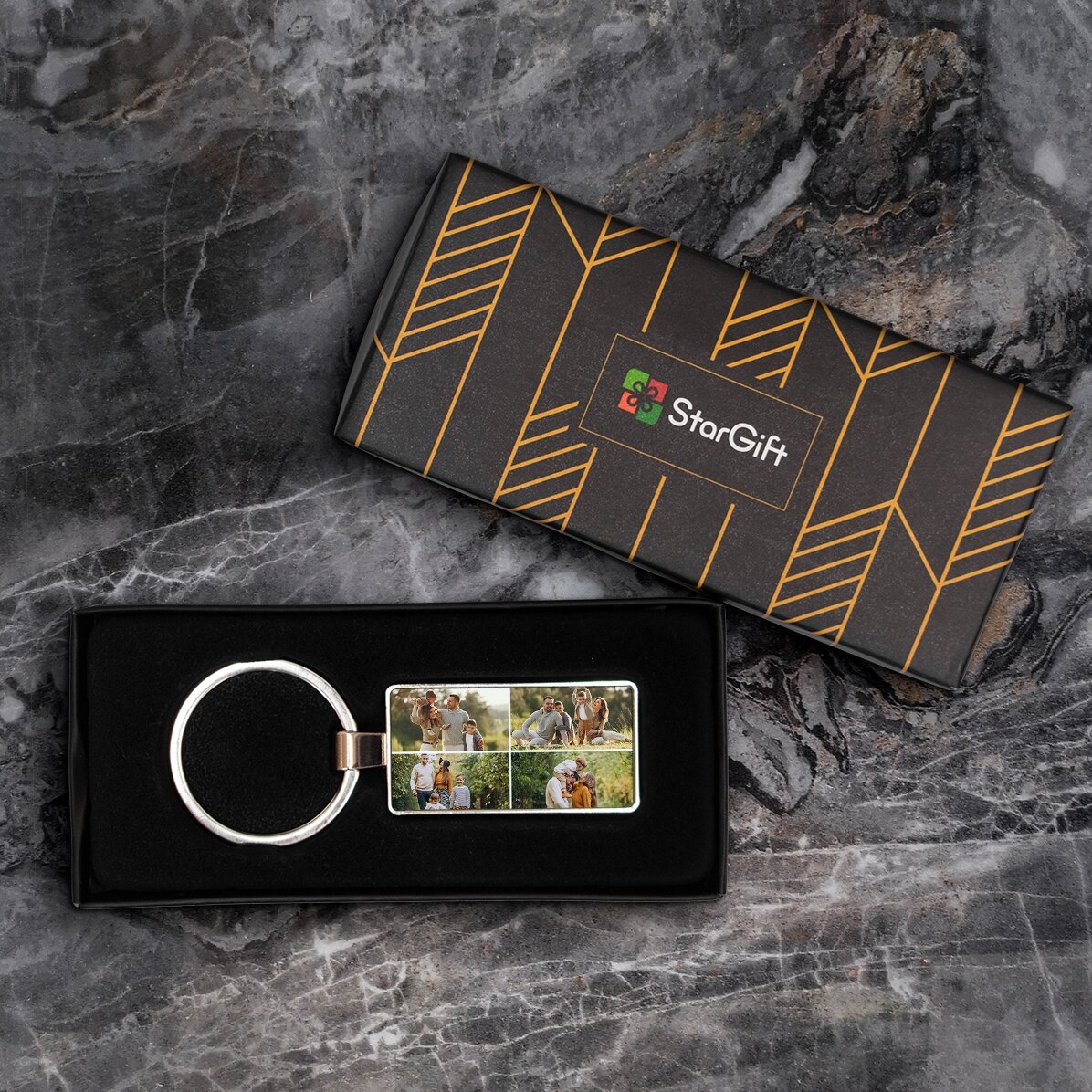 Personalisierter Schlüsselanhänger mit 4 Fotos und Text