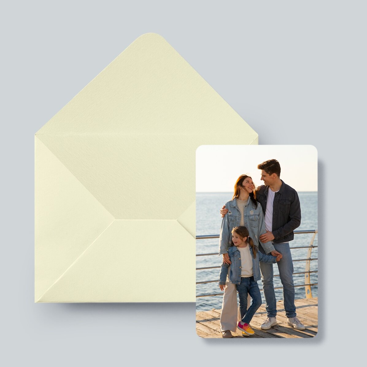 Individuell gestaltete Aluminiumkarte, beidseitig bedruckt mit Porträtfotos