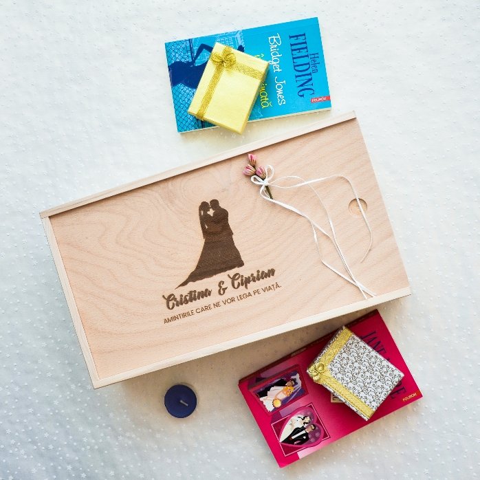 Personalisierte Geschenkbox aus Holz – Unsere Erinnerungen