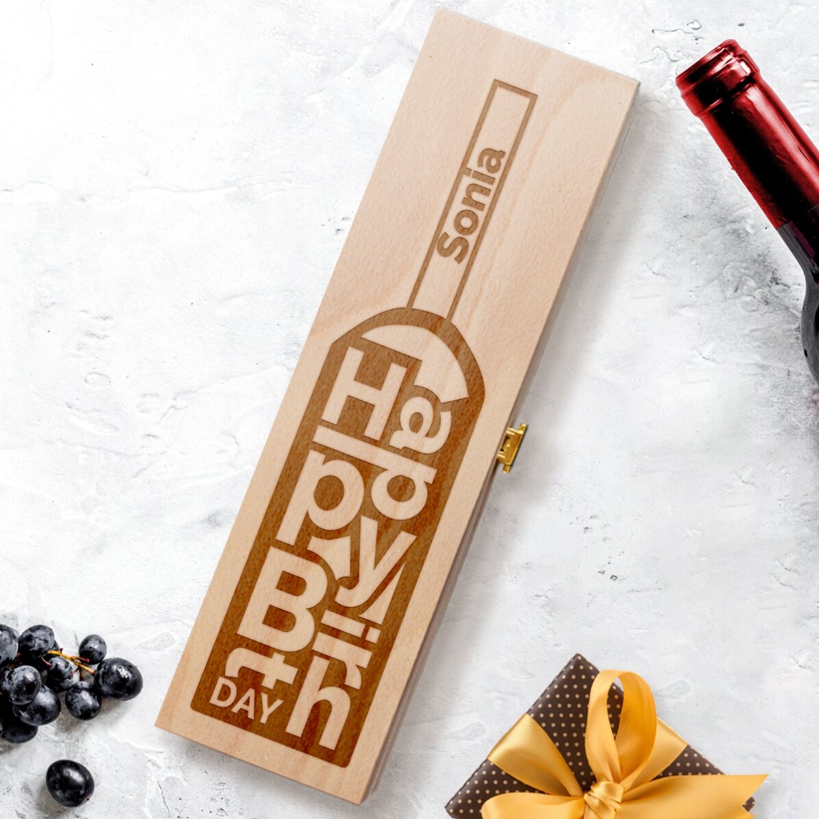 Personalisierte Weinkiste – „Happy Birthday“-Flasche