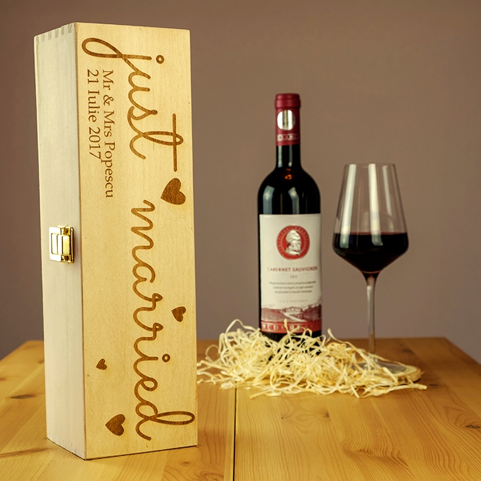 Personalisierte Weinkiste – „Just Married“