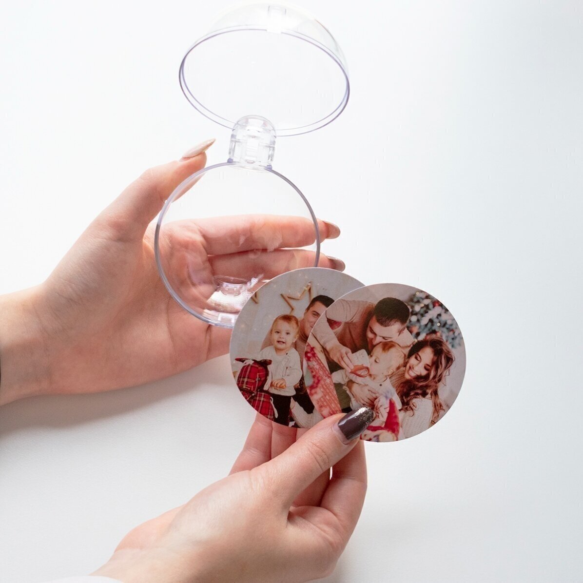 Individuell gestaltete, beidseitig bedruckte, transparente Kugel mit einem Foto und einem Text – Mit