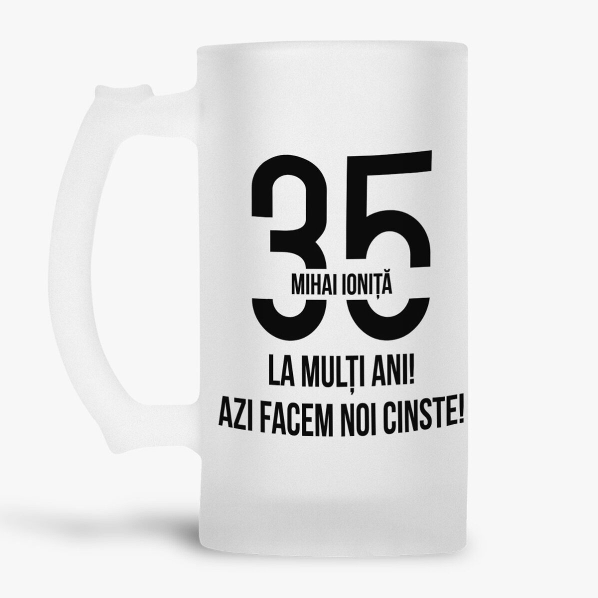 Personalisierter Bierkrug mit Text zum Geburtstag