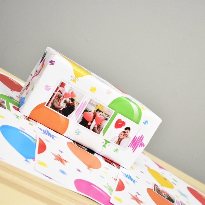 Individuell gestaltetes Geschenkpapier mit 3 Fotos