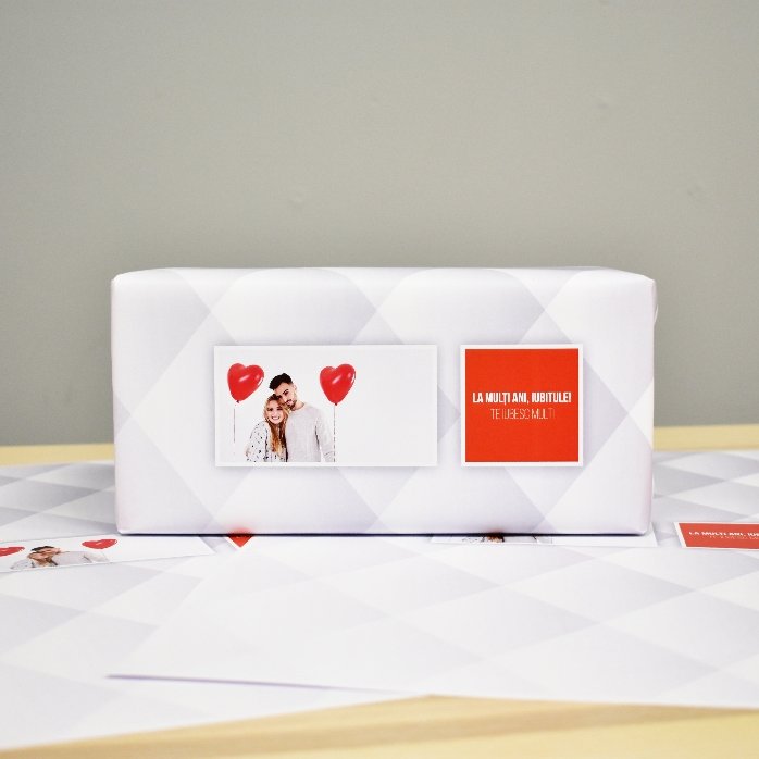 Individuell gestaltetes Geschenkpapier mit einem Foto und einem Text