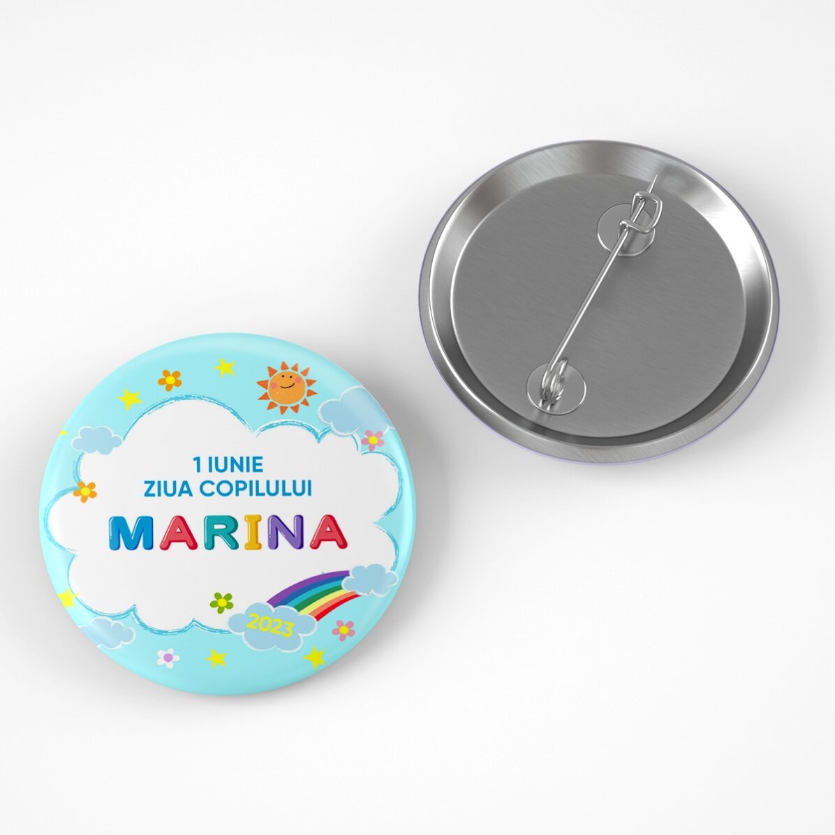 Personalisiertes Button mit einer Botschaft zum Kindertag