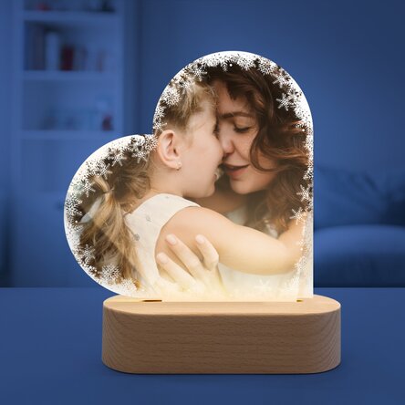 Personalisierte LED-Nachtlampe in Herzform mit einem Foto – Schneeflocken