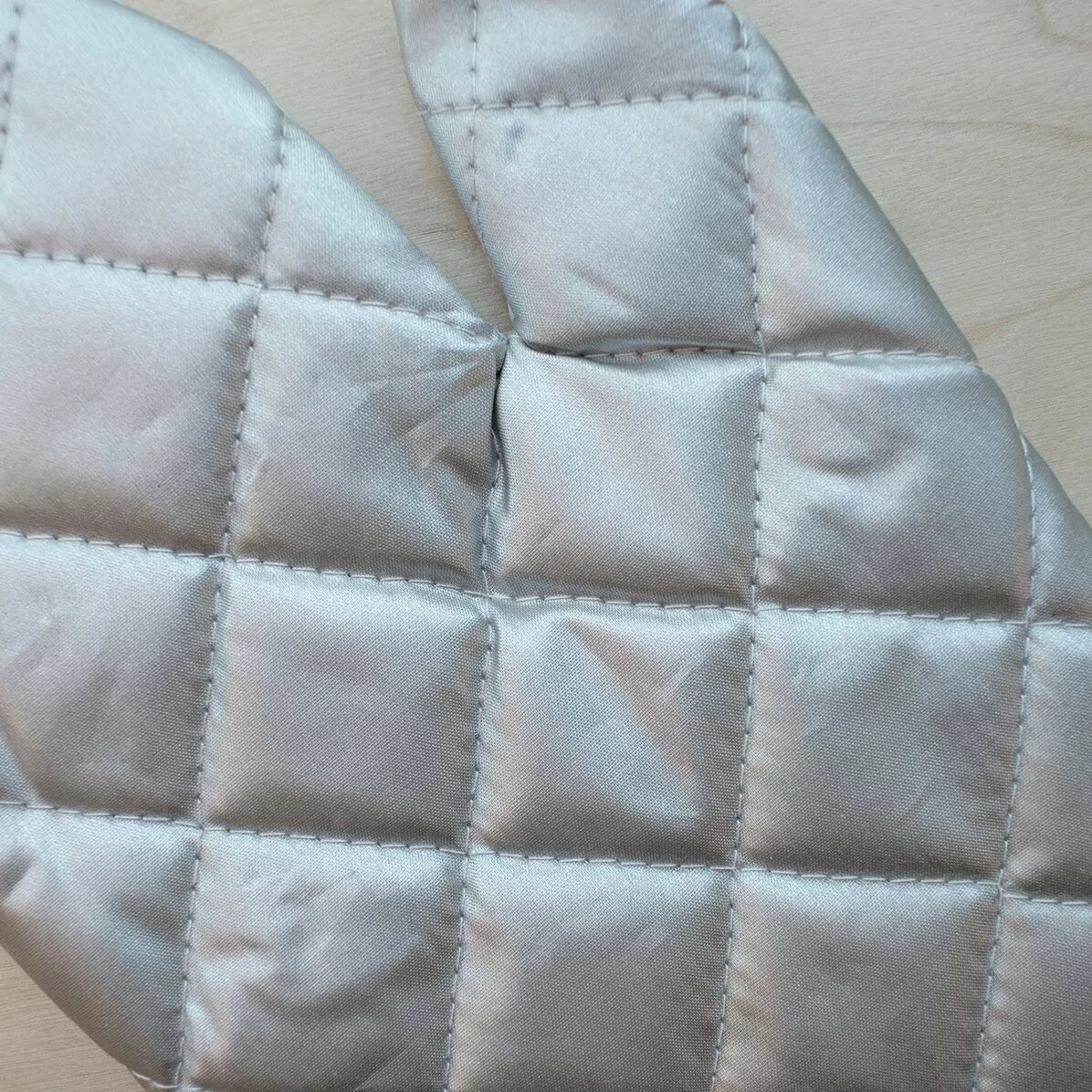 Personalisierter Küchenhandschuh mit Schriftzug – Mistletoe