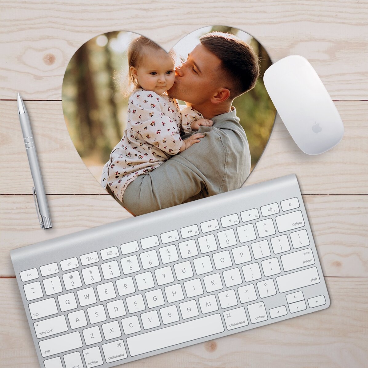 Personalisiertes Mauspad in Herzform mit einem Foto