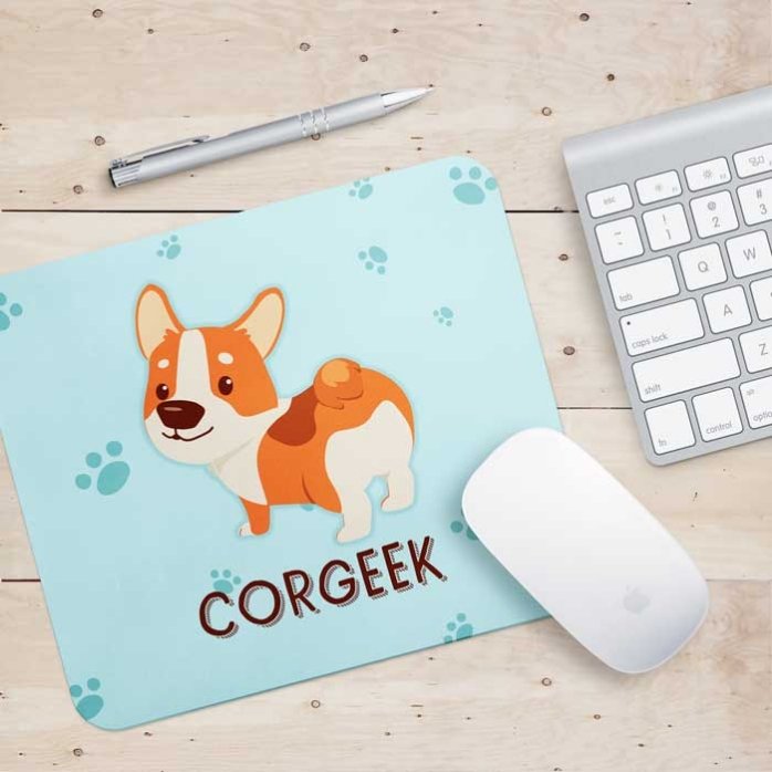 Individuell gestaltetes Mauspad mit Text – Corgeek