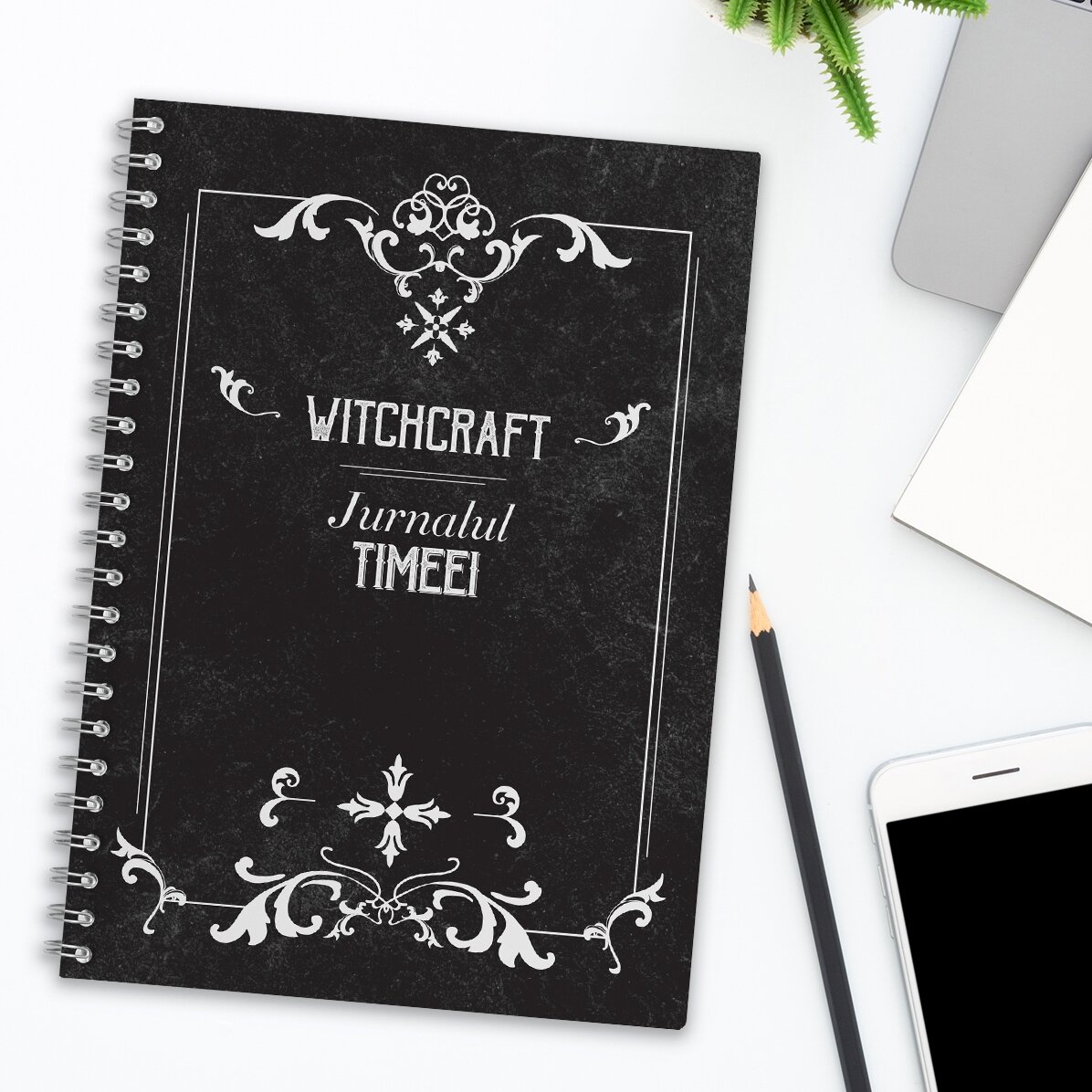 Personalisiertes Notizbuch mit dem Schriftzug „Witchcraft“