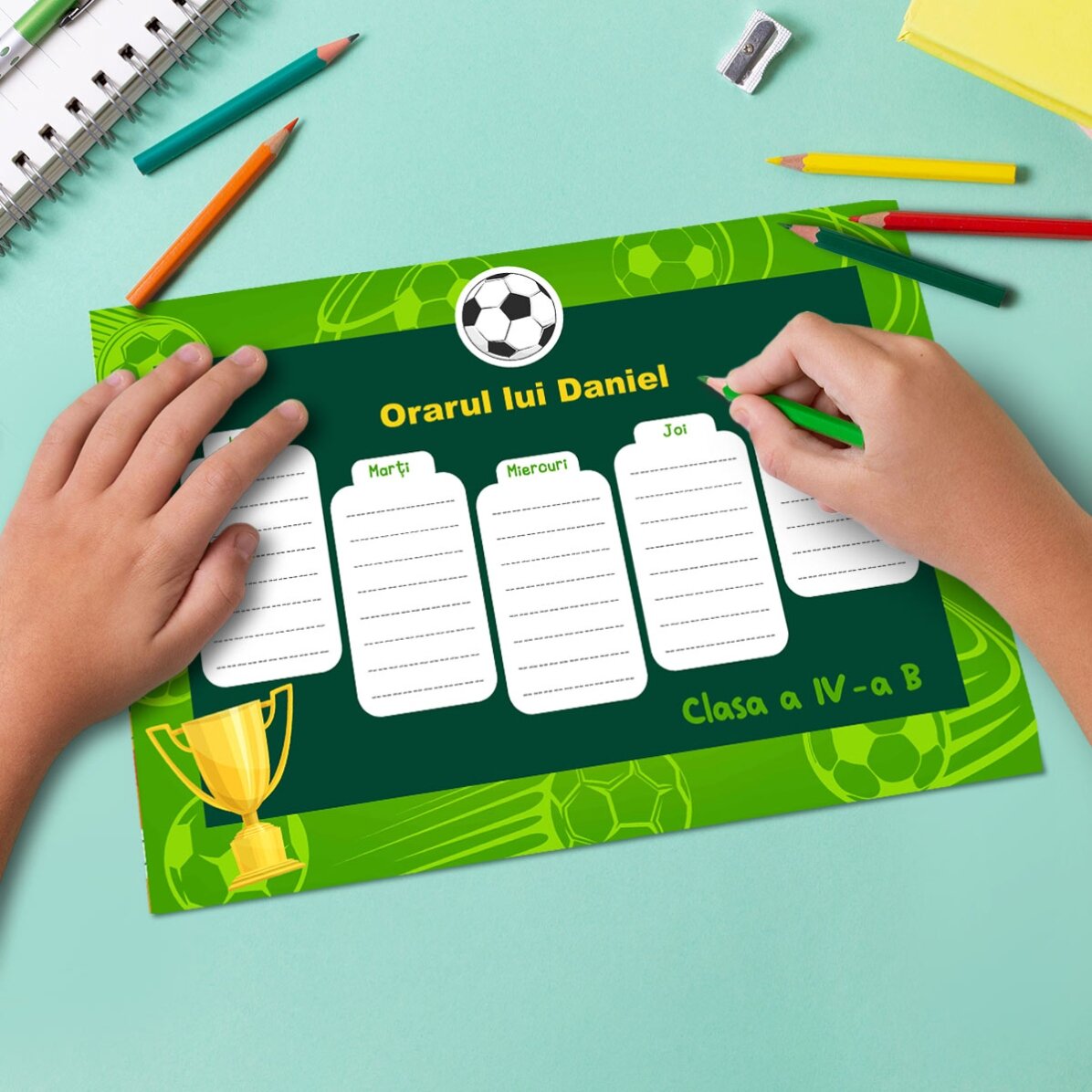 Individuell gestalteter Stundenplan mit Text – Trophäe