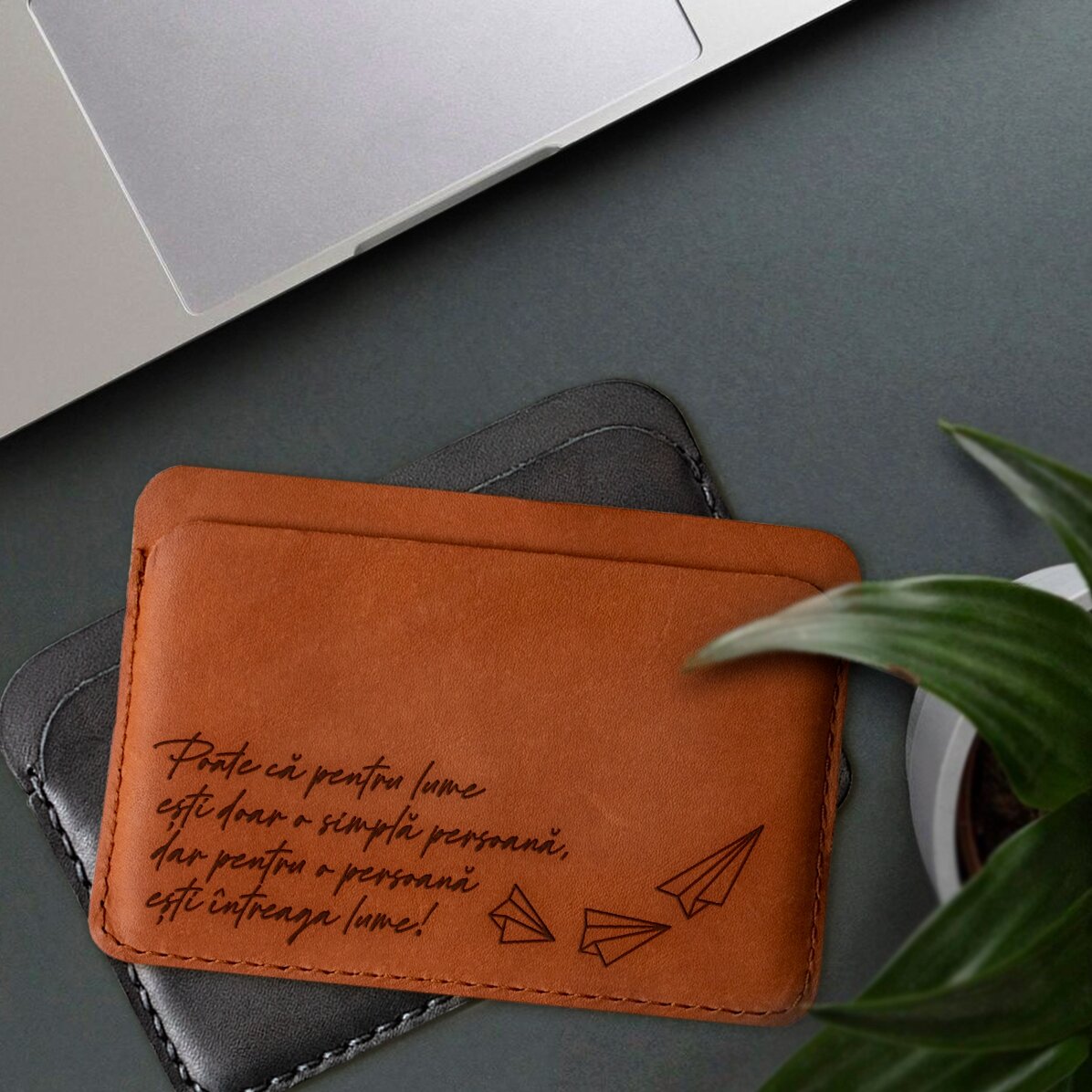 Personalisierte Lederbrieftasche mit Botschaft – Du bist die ganze Welt!