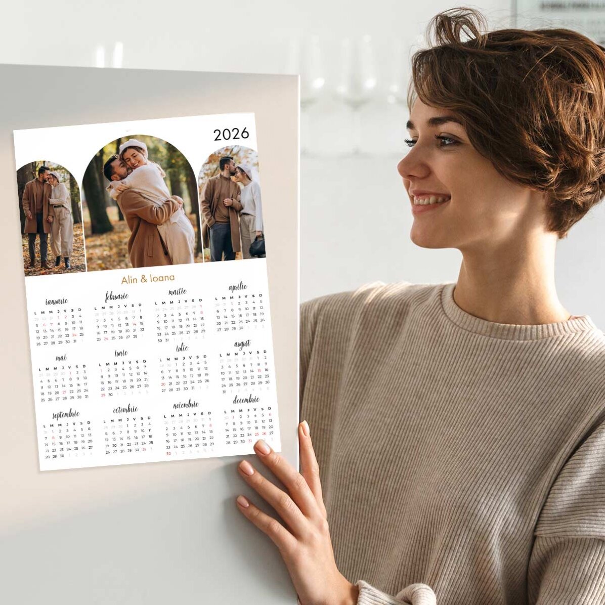 Individuell gestaltetes Kalenderposter mit 3 Fotos und Namen