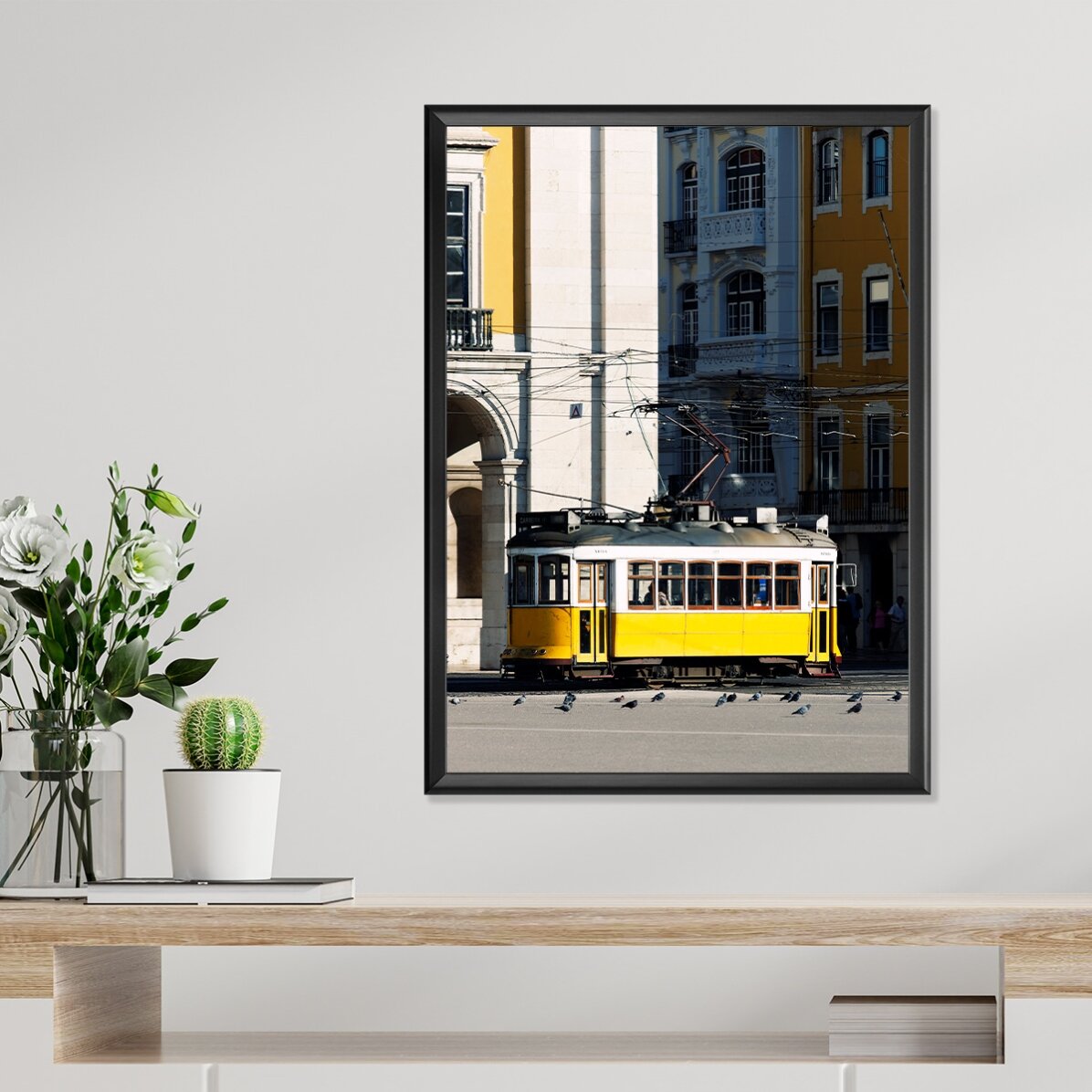 Poster: Gelbe Straßenbahn in Lissabon, Portugal