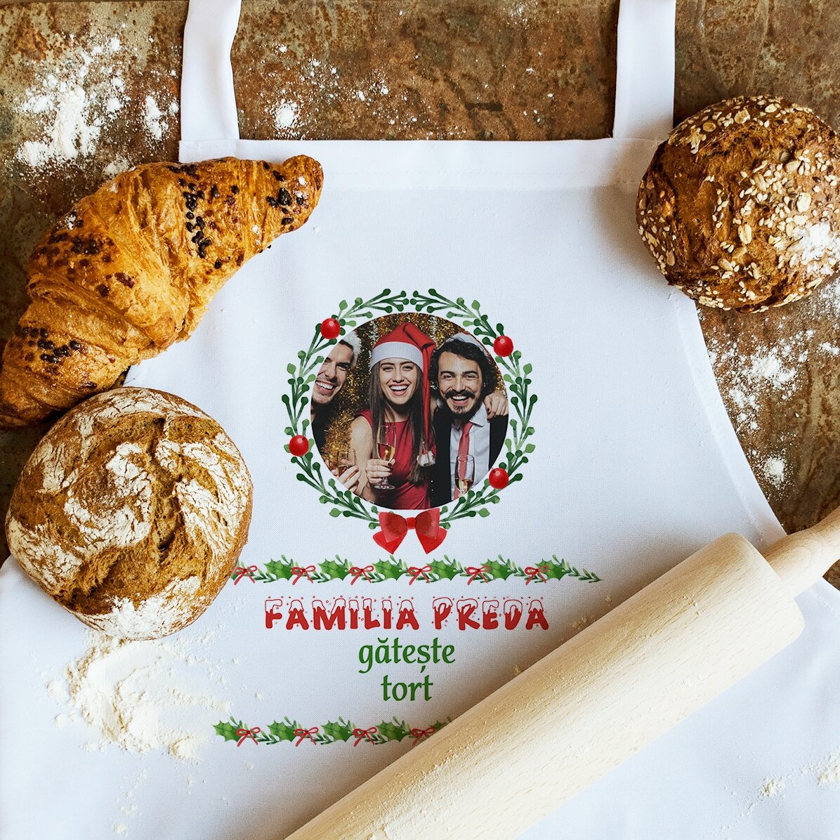 Individuell gestaltete Weihnachtskarte – Die Familie kocht