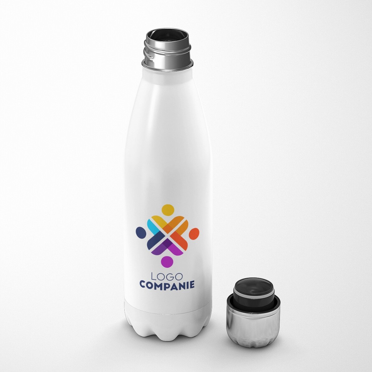 Thermoskanne mit weißem Sockel, individuell gestaltet mit Logo und Namen