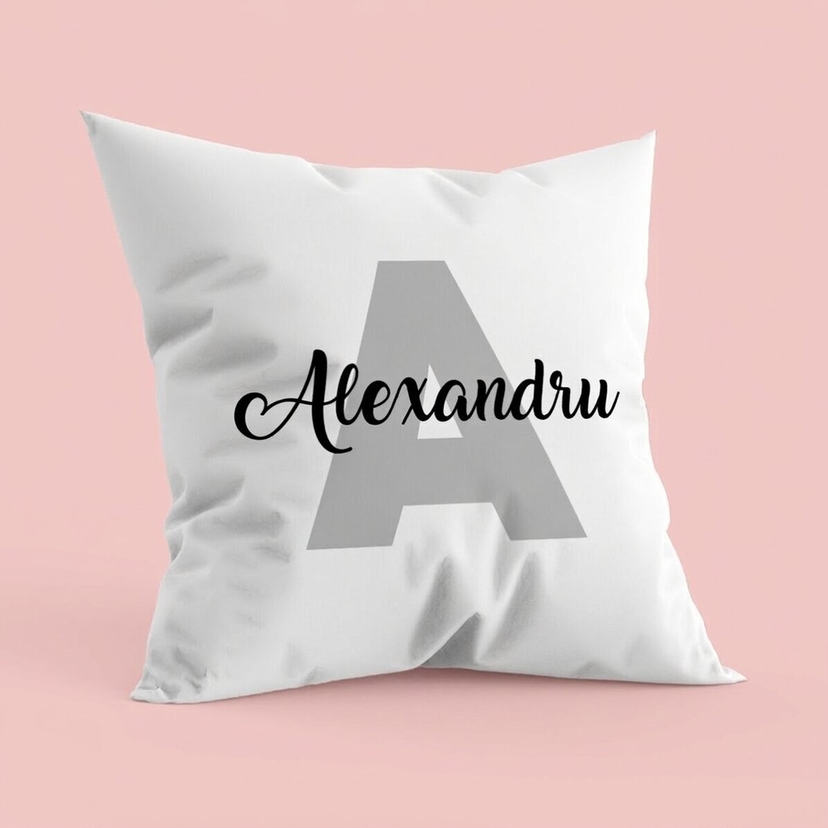 Personalisiertes Kissen mit Text – Initiale