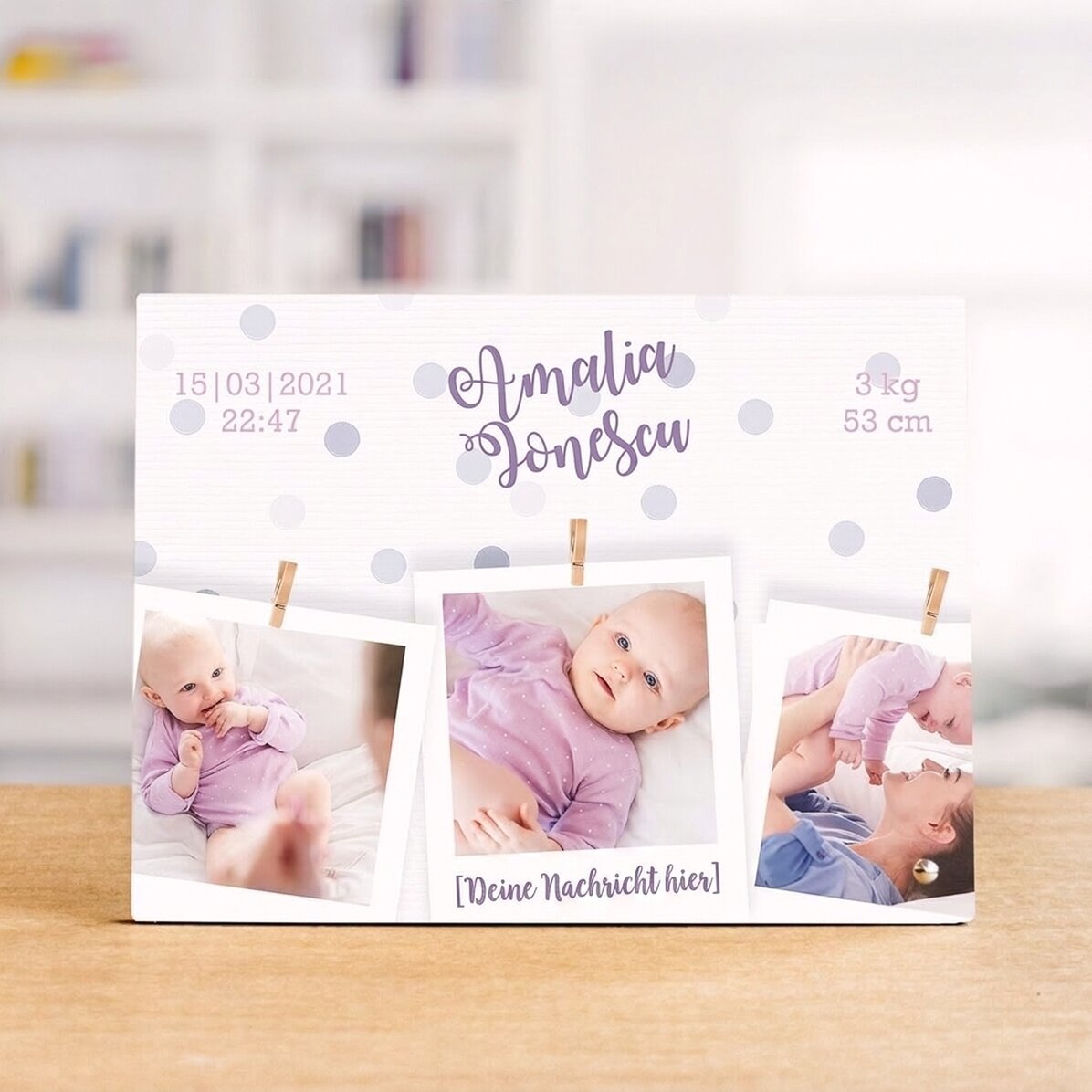 Personalisierter Fotorahmen für den Schreibtisch mit 3 Fotos und Text – Welcome, baby!