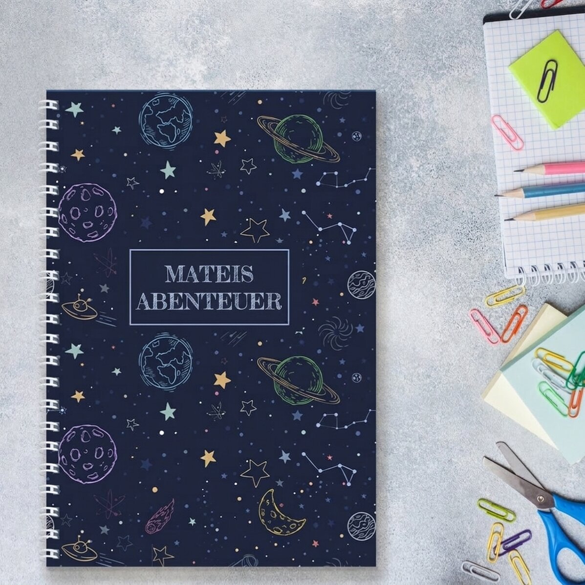 Personalisiertes Notizbuch mit Text für Kinder – Space