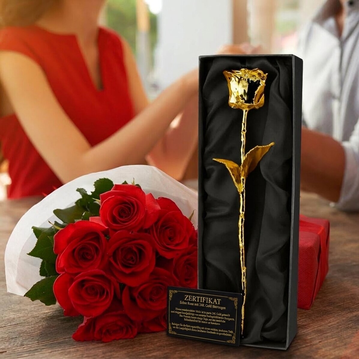 Mit 24-karätigem Gold überzogene Rose