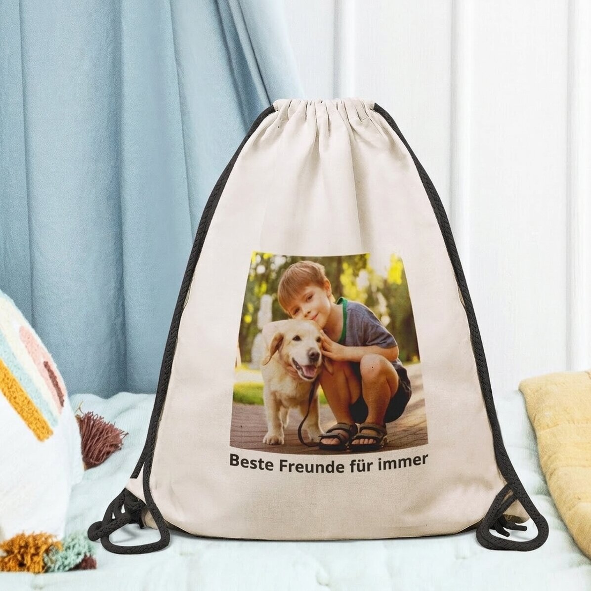 Personalisierter Rucksack mit einem quadratischen Foto und einem Text