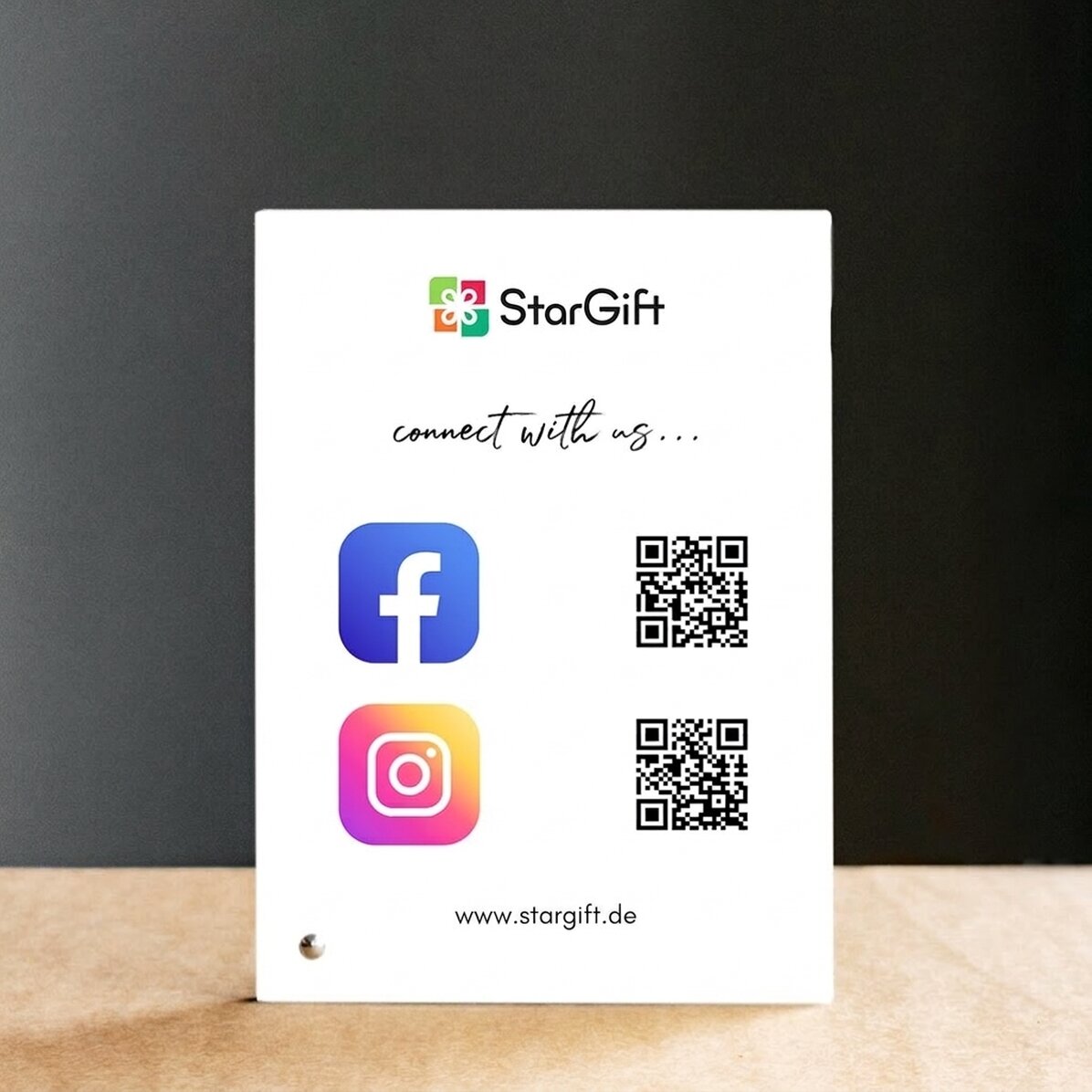 Personalisierter Fotorahmen für den Schreibtisch mit Text und QR-Codes – Social Media