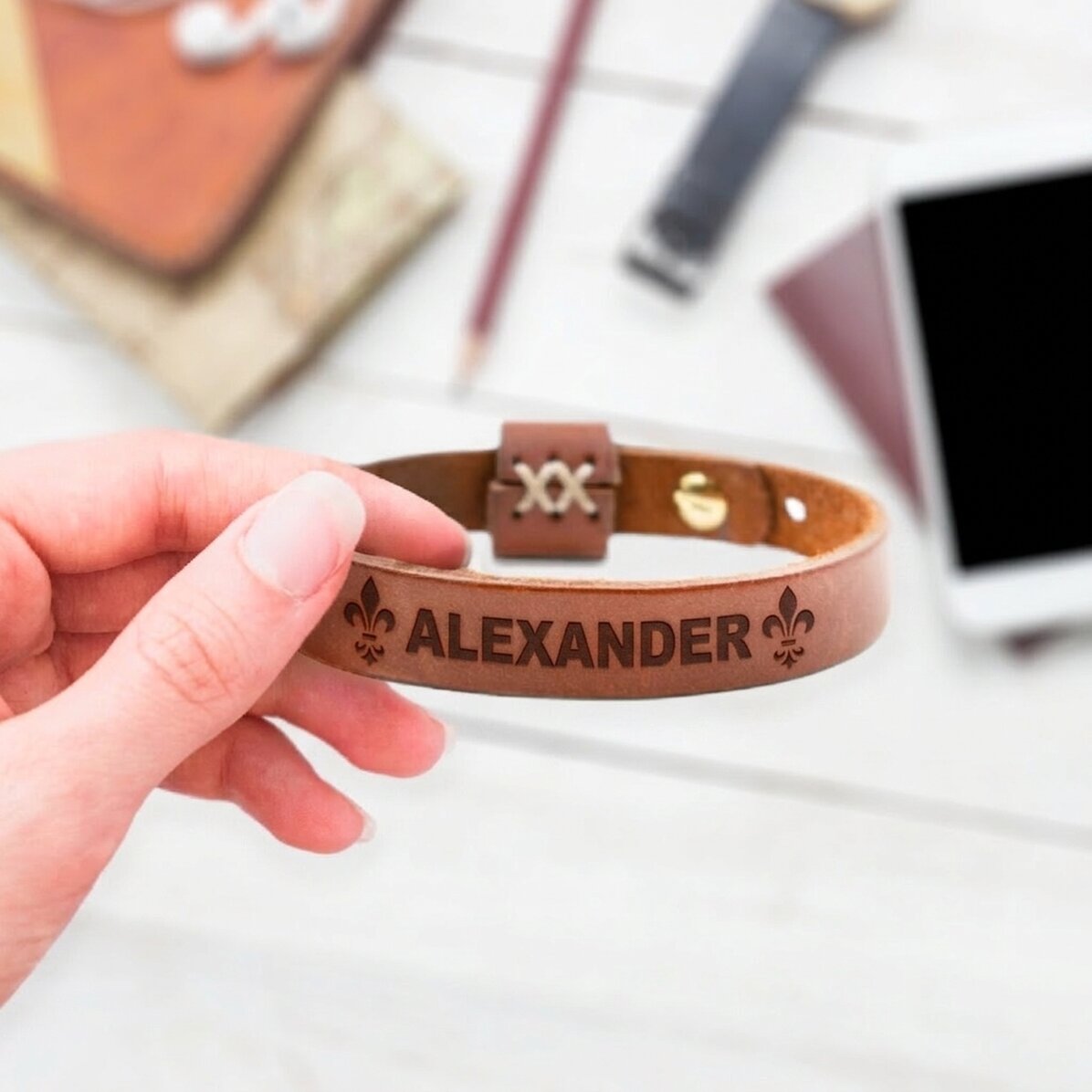 Personalisiertes Lederarmband mit Namen für Herren