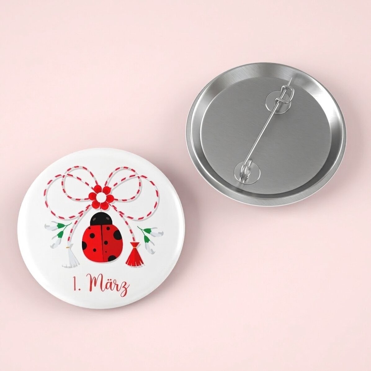 Personalisiertes Button mit dem Text „Marienkäfer“